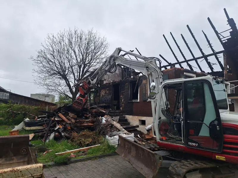 Abbrucharbeiten, Teilabbrüche bei Umbau, Renovierung, Schmid Erdbau, Hörbranz, Leiblachtal
