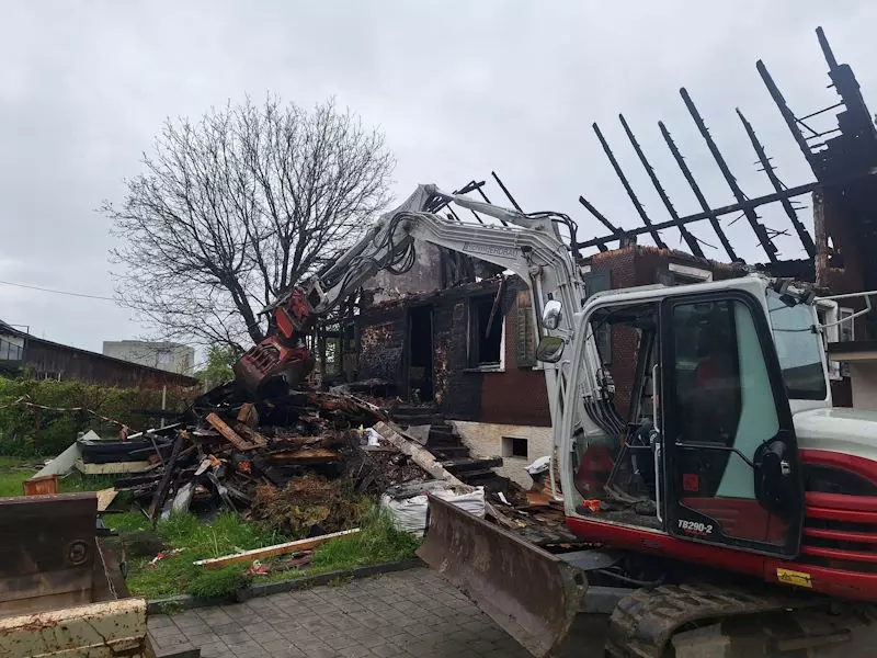 Abbrucharbeiten, Teilabbrüche bei Umbau, Renovierung, Schmid Erdbau, Hörbranz, Leiblachtal