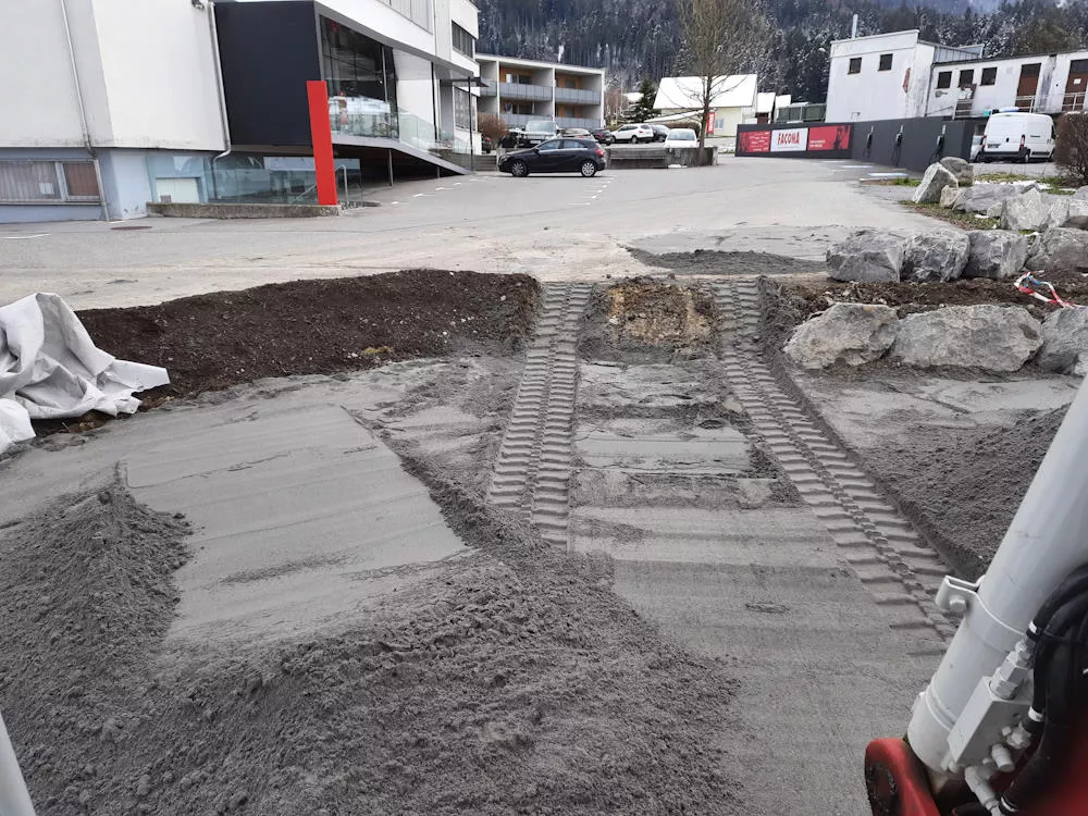 Aushubarbeiten, Aufschüttung, Erdbegungen im Leiblachtal, Schmid Erdbau